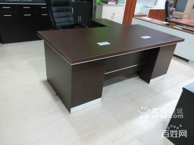 【图】- 年底清仓样品特价销售1.8米2米现代经理桌全新质量 - 上海办公用品 -